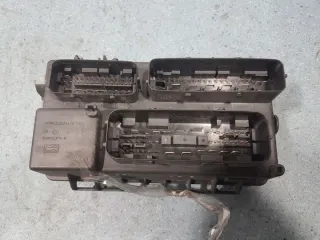 13217384EH Блок предохранителей Opel Corsa D Арт e9806201, вид 4