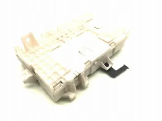 BHF267560A K4000-2J10A VPAALF-14B205-AZD Блок предохранителей Mazda 3 BM Арт e9813542, вид 3