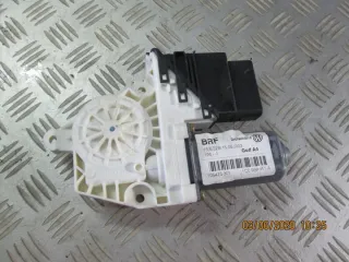 1C0959811C Моторчик стеклоподъемника Volkswagen Golf 4 Арт e9824683, вид 1
