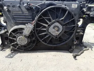  Передняя панель крепления облицовки (телевизор) Audi Q7 4L Арт e9834431, вид 3