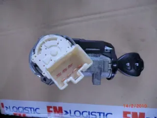 0281017820 Блок управления двигателем Toyota Yaris 3 Арт e9840920, вид 1