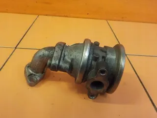 06E131101A Клапан EGR Audi A6 C6 (S6,RS6) Арт e9843658, вид 2