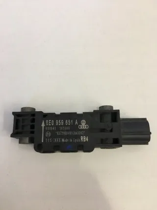 8E0959651A Датчик удара Audi A4 B7 Арт e9896128, вид 2