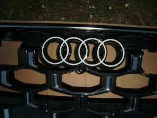  Решетка радиатора Audi Q7 4M restailing Арт e9937561, вид 2