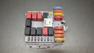 51804120 Блок предохранителей Fiat Croma 2 Арт e9974796, вид 1
