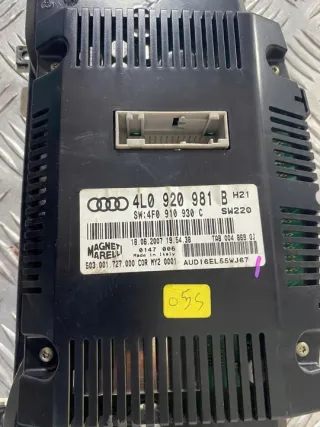 4L0920981B Щиток приборов (приборная панель) Audi Q7 4L Арт e10008638, вид 5