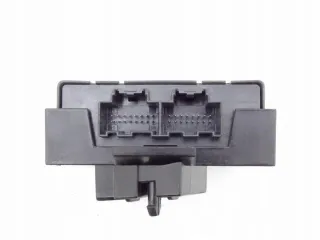 13517789 Блок управления (другие) Opel Astra K Арт e10011125, вид 3