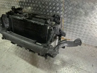  Передняя панель крепления облицовки (телевизор) Audi Q7 4M Арт e10028420, вид 2