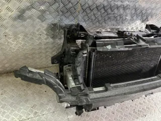  Передняя панель крепления облицовки (телевизор) Audi Q7 4M Арт e10028420, вид 3