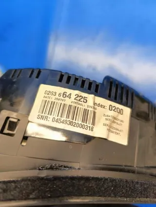 8E0920932A Щиток приборов (приборная панель) Audi A4 B7 Арт e10037068, вид 5