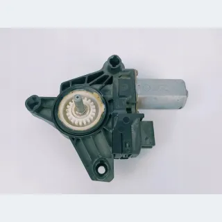 A2469063200 A-246-906-32-00 Моторчик стеклоподъемника Mercedes A W176 Арт e10045090, вид 2