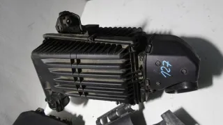 165007664R 165556137R Корпус воздушного фильтра Renault Espace 5 Арт e10053595, вид 4