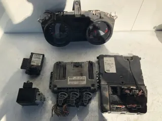 0281011776 8200391966 Блок управления двигателем Renault Megane 2 Арт e10056590, вид 1
