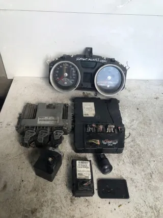 0281011776 8200391966 Блок управления двигателем Renault Megane 2 Арт e10056590, вид 3