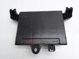 13343949 16553847713 Блок предохранителей Opel Astra J Арт e10084975, вид 5