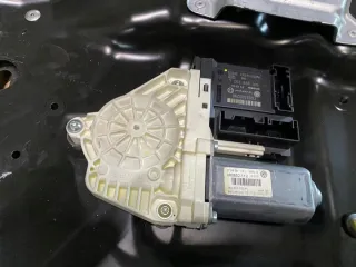 1K0959792L Моторчик стеклоподъемника Volkswagen Passat B6 Арт e10109585, вид 3