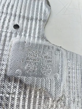 4M0825641E Декоративная крышка двигателя Audi Q7 4M Арт e10110125, вид 2