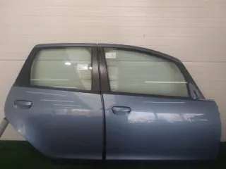  Дверь передняя правая Mitsubishi Colt 6 Арт e10183493, вид 1