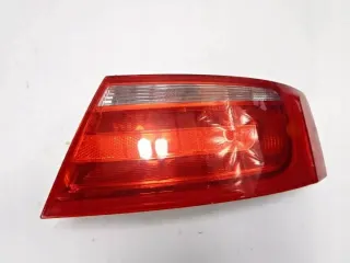 8T8945096 Фонарь задний правый Audi A5 (S5,RS5) 1 Арт e10203991, вид 1