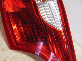 2010R- BM51-13404-G, BM5113404G, BM51-13404-H, BM5113404H Фонарь задний правый Ford Focus 3 Арт e10211786, вид 4
