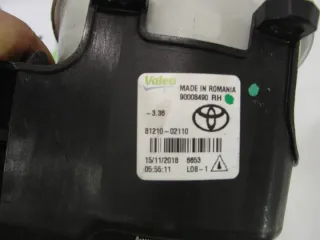 8121002110 Фара противотуманная правая Toyota Avensis 3 Арт e10248036, вид 3