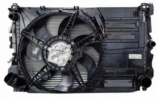 17427646410 17117643360 17117643331 9286712 17115A112D6 Радиатор (основной) MINI COUNTRYMAN F60 Арт e10375356, вид 1