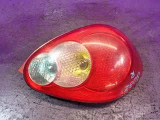  Фонарь задний правый Toyota Aygo 1 Арт e10381951, вид 1