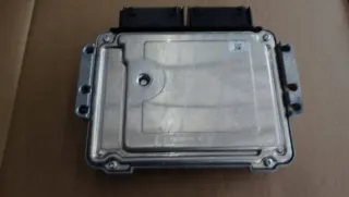 H1FA-12A650-DB F1FA-12B684-AEB Блок управления двигателем Ford Focus 3 Арт e10416498, вид 3
