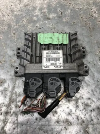 K9KF830 237100120R Блок управления двигателем Renault Scenic 3 Арт e10417190, вид 1