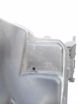 9676423480 Корпус воздушного фильтра Peugeot 308 2 Арт e10427858, вид 5