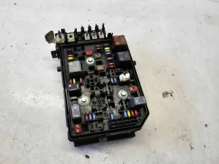 39040849 Блок предохранителей Opel Astra K Арт e10431564, вид 3