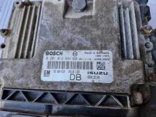 0281012694 55560810 Блок управления двигателем Opel Astra H Арт e10456543, вид 2