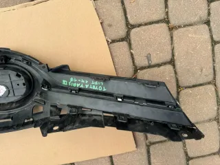 53101-0D660 S2410Q022 53111-0D810 Решетка радиатора Toyota Yaris 3 Арт e10467484, вид 7