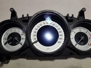 A2049005813 2049005813 Щиток приборов (приборная панель) Mercedes C W204 Арт e10474343, вид 3