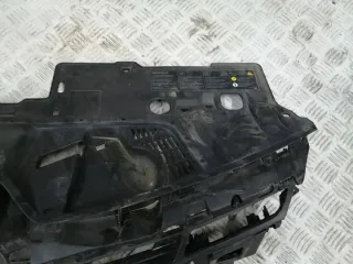 622563184R T0000113542 Решетка радиатора Renault Clio 4 Арт e10479530, вид 5