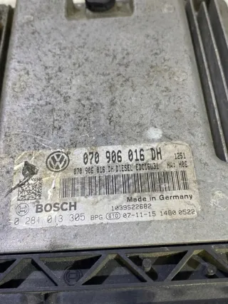 070906016DH 0281013305 Блок управления двигателем Volkswagen Touareg 1 Арт e10480268, вид 3