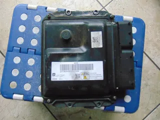55577647 275800-8884 Блок управления двигателем Opel Astra J Арт e10499050, вид 2