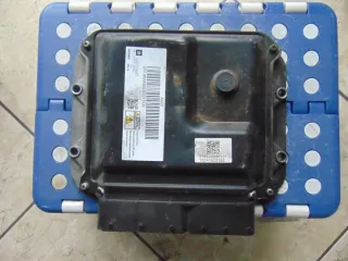 55577647 275800-8884 Блок управления двигателем Opel Astra J Арт e10499050, вид 3