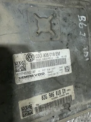 03G906018EM Блок управления двигателем Volkswagen Passat B6 Арт e10507194, вид 2