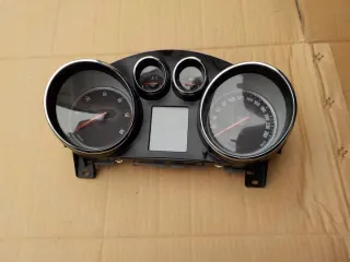 13338434 Щиток приборов (приборная панель) Opel Astra J Арт e10509143, вид 1
