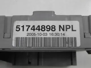51744898 46520600 Блок предохранителей Fiat Punto 2 Арт e10511707, вид 4