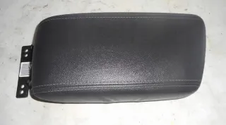  Подлокотник Kia Niro Арт e10526442