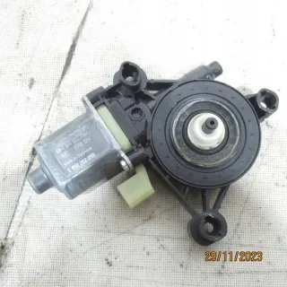 5Q0959802A Моторчик стеклоподъемника Skoda Karoq Арт e10529992, вид 3