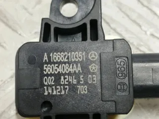A1668210351 141217703 56054084AA Датчик удара Mercedes B W246 Арт e10548145, вид 3