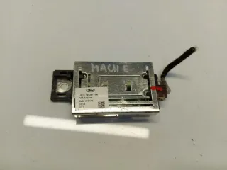 LJ8T-19K351-AA Блок комфорта Ford Mustang Mach-E Арт e10556667