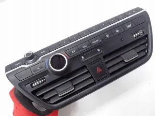 9471068 9306742 9379120 8717545 Блок навигации BMW i3 Арт e10557459, вид 9
