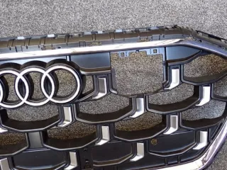 4M8853651BS 4M8853651CK Решетка радиатора Audi Q8 Арт e10568454, вид 6