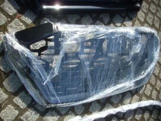 4M8853651BT Решетка радиатора Audi Q8 Арт e10568470, вид 8