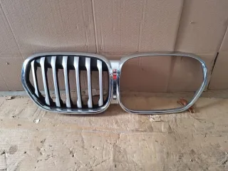 8493450 8493451 Решетка радиатора BMW X1 F48 Арт e10572356, вид 1