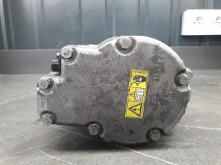 9240287 Компрессор кондиционера BMW 5 F10/F11/GT F07 Арт e10572995, вид 4
